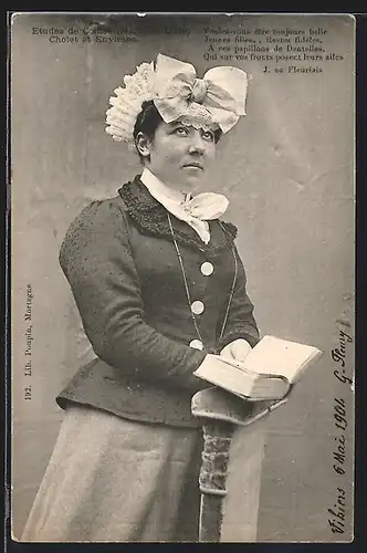 AK Cholet, Frau mit Trachtenhaube und Buch