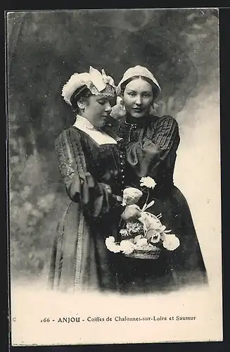 AK Anjou, Coiffes de Chalonnes-sur-Loire et Saumur