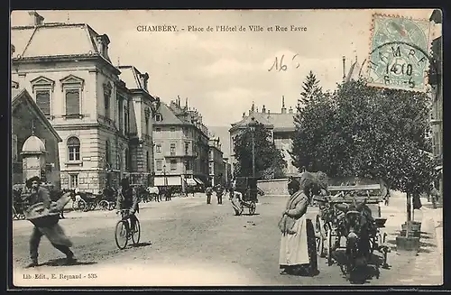 AK Chambery, Place de l`Hotel de Ville et Rue Favre