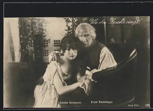 AK Filmszene aus Wo die Lerche singt mit Louise Kartousch und Ernst Tautenhayn