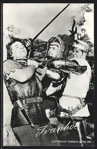 AK Schauspieler Roger Moore als Ivanhoe im Kampf gegen seine Feinde