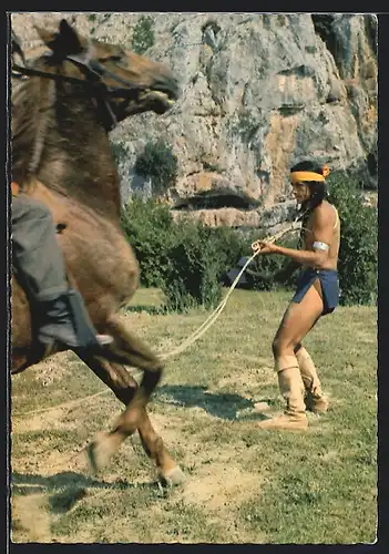 AK Winnetou in einer Szene aus Winnetou I. Teil, Filmszene