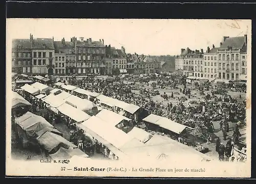 AK Saint-Omer, La Grande Place un jour de marché