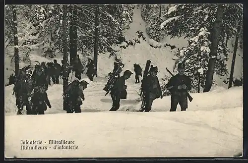 AK Schweizer Mitrailleure der Infanterie mit Gewehren im Schnee