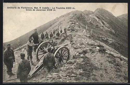 AK Schweizer Soldaten der Artillerie mit Kanonen, Bat. 8 mobile