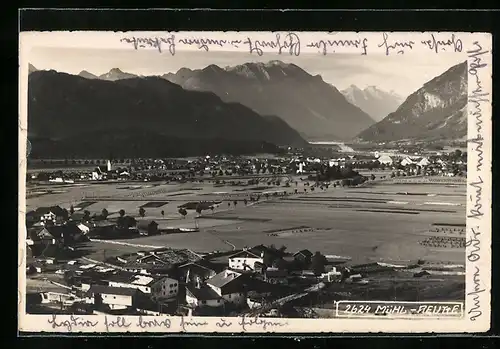 AK Mühl-Reutte, Ortsansicht mit Feldern und Bergen