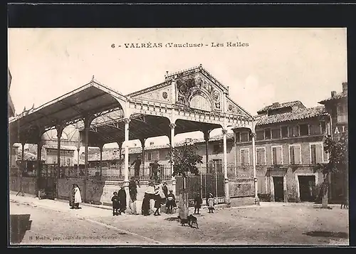 AK Valréas, les halles, Kinder vor Halle