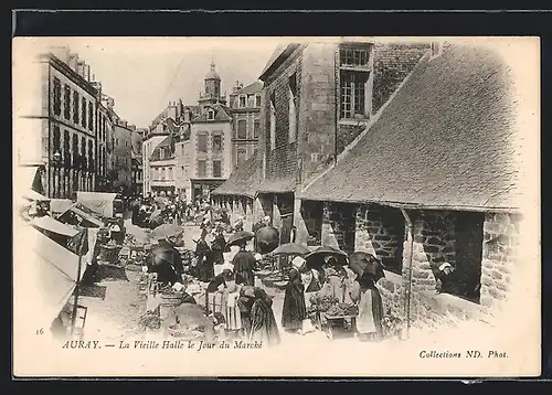 AK Auray, La Vieille Halle le Jour du Marché