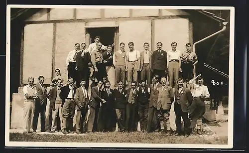 Foto-AK Bad Ragaz, Herrengruppe vor einem Haus