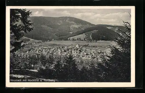 AK Neustadt im Schwarzwald, Gesamtansicht mit Hochfirst und Feldberg