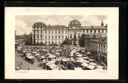 AK Darmstadt, Schloss mit Markttreiben davor