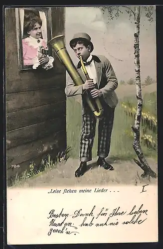 AK Junger Mann mit Blasinstrument bei seiner Geliebten