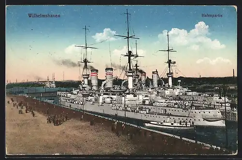 AK Wilhelmshaven, Hafenpartie mit angelegten Kriegsschiffen