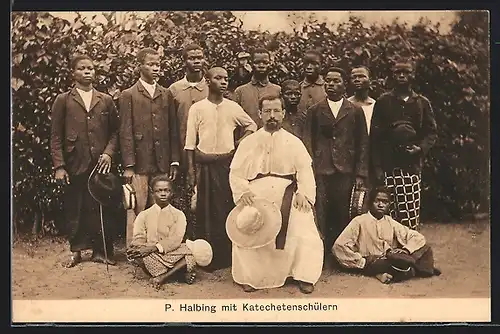 AK Missionar P. Halbing mit Katechetenschülern