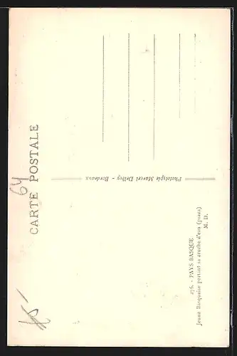 AK Jeune Basquaise portant sa cruche d`eau