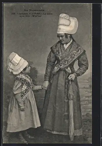 AK Normandie, Costumes de l`Eure, La mère et sa fille: M`m`ner