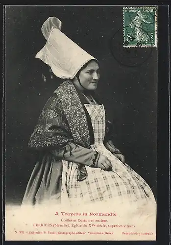 AK Perriers /Normandie, Frau in Tracht mit Haube