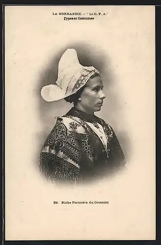 AK Cotentin /Normandie, Types et Costumes, Riche Fermière