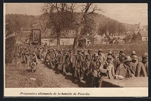 AK Prisonniers allemands de la bataille de Picardie