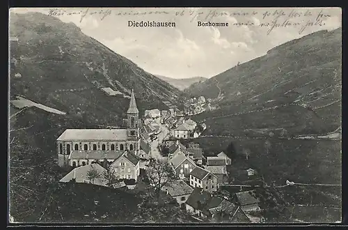 AK Diedoldshausen, Bonhomme, Panorama mit Kirche