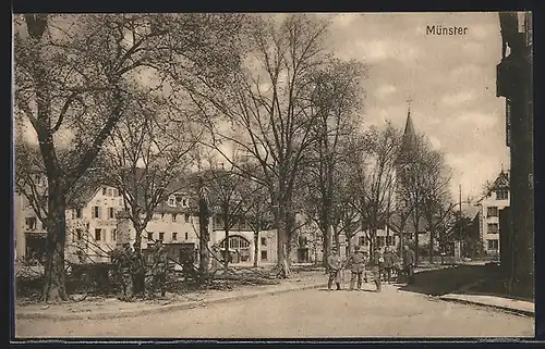 AK Münster, Soldaten auf der Strasse