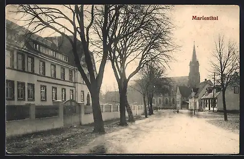 AK Marienthal, Strassenpartie mit Kirche