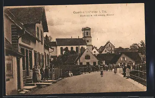 AK Gumbrechtshofen, Bachstrasse mit ev. Kirche und Anwohnern