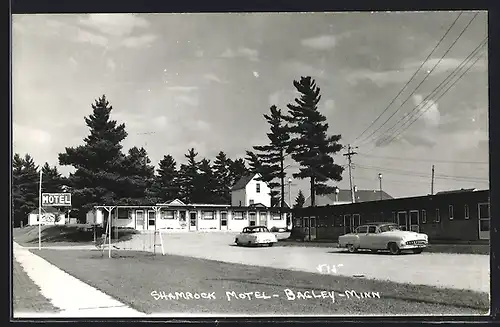 AK Bagley, MN, Shamrock Motel