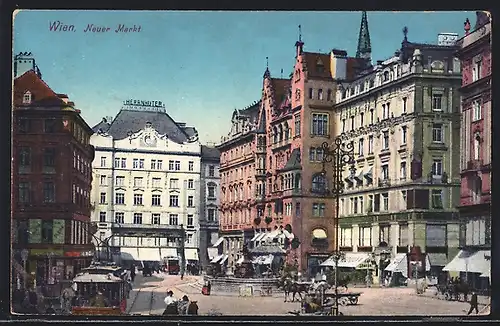 AK Wien, Neuer Markt mit Herrnhuter und Strassenbahn