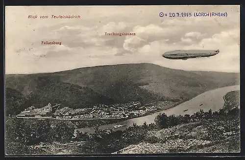 AK Falkenburg, Zeppelin über Trechtingshausen, vom Teufelskädrich gesehen