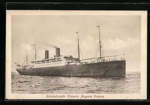AK Riesendampfer Kaiserin Augusta Victoria auf See