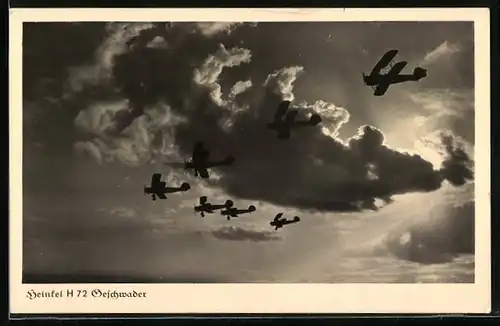 AK Militärflugzeuge des Typs Heinkel He 72 Kadett im Staffelflug