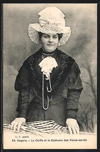 AK Ponts-de-Cé, La Coiffe et le Costume des Ponts-de-Cé