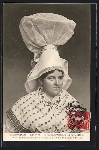 AK Villedieu-les-Poeles, Beleibte Dame in weisser normadischer Tracht mit Ohrringen