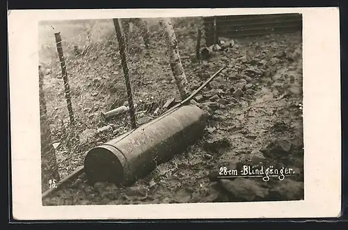 AK Blindgänger am Zaun, Munition