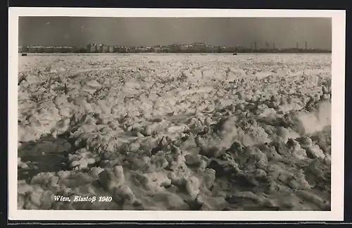AK Wien, Blick über die gefrorenen Massen, Eisstoss 1940