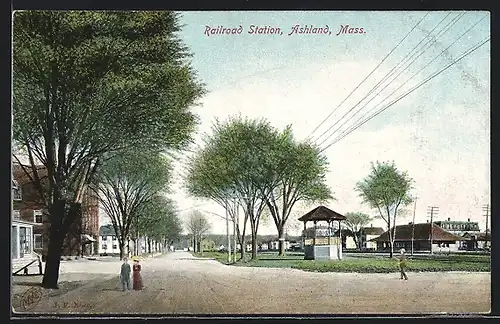 AK Ashland, MA, Scene at Railroad Station
