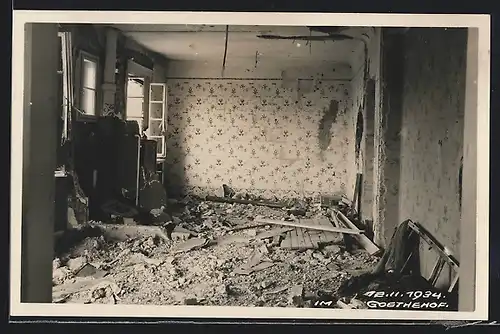 AK Wien, Zerstörtes Zimmer im Goethehof in der Schüttaustrasse am 12.11.1934