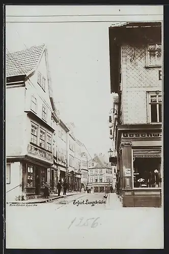 Foto-AK Erfurt, Strassenbahn-Haltestelle Langebrücke