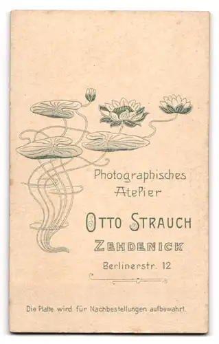 Fotografie Otto Strauch, Zehdenick, Berlinerstr. 12, Junges Mädchen im schwarzen Kleid