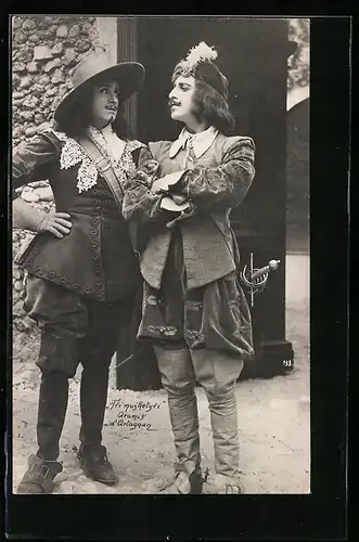 AK Szene aus Die drei Musketiere, vor dem grossen Tor