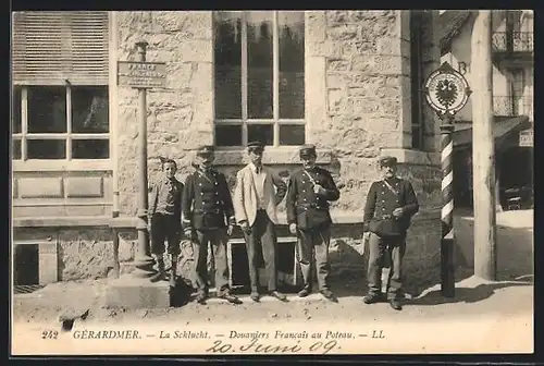 AK Gérardmer, La Schlucht, Douaniers Francais au Poteau, Grenze