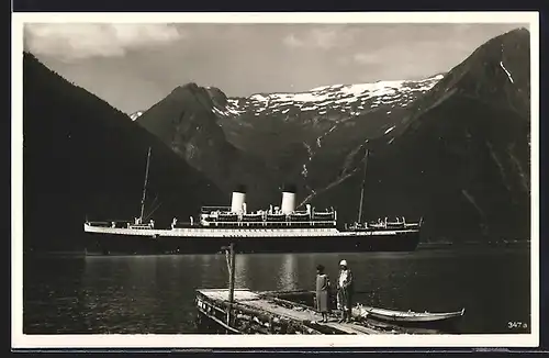 AK Passagierschiff MS Monte Sarmiento im Sognefjord