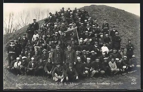 AK Inder-Mannschaften der von S.M.S. Möwe versenkten feindlichen Dampfer, Gruppenbild, Kriegsgefangene