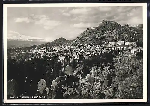 AK Taormina, Panorama mit Hotel Cimeo