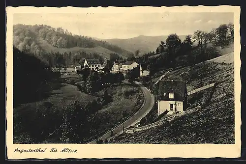 AK Augustenthal /Kr. Altena, Ortsansicht mit Eingangsstrasse aus der Vogelschau