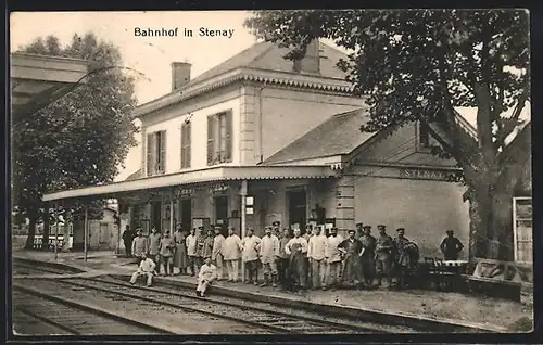 AK Stenay, Bahnhof mit Leuten