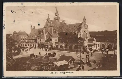 AK Essen, Hauptbahnhof mit vielen Leuten