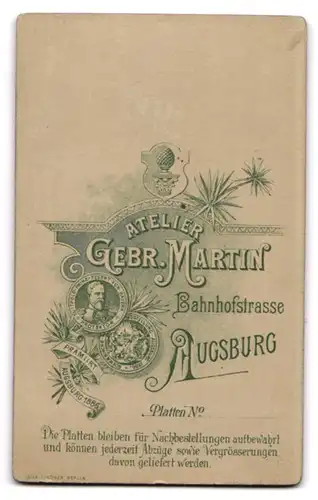 Fotografie Gebr. Martin, Augsburg, Bahnhofstrasse, Dame mit rundem Gesicht u. Spitzenkragen