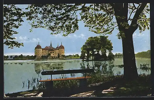 AK Moritzburg, Jagdschloss vom Wasser